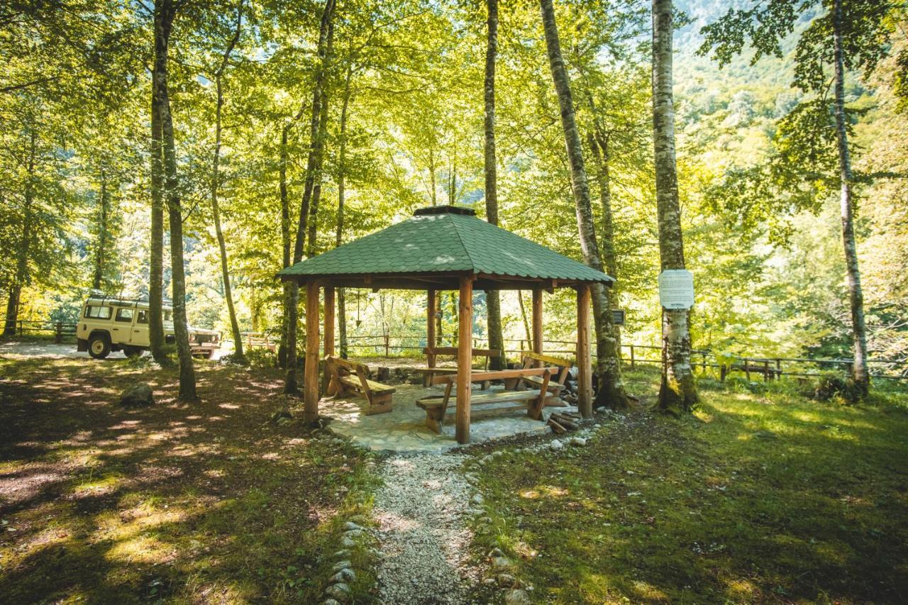 Waterfall Rafting Center Scepan-Polje Eksteriør billede